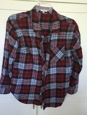 Burgubdy,blue,white and Black Plaid Flannel Button-Up Shirt